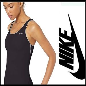 Nike swimsuit new M one piece Racerback NWT.